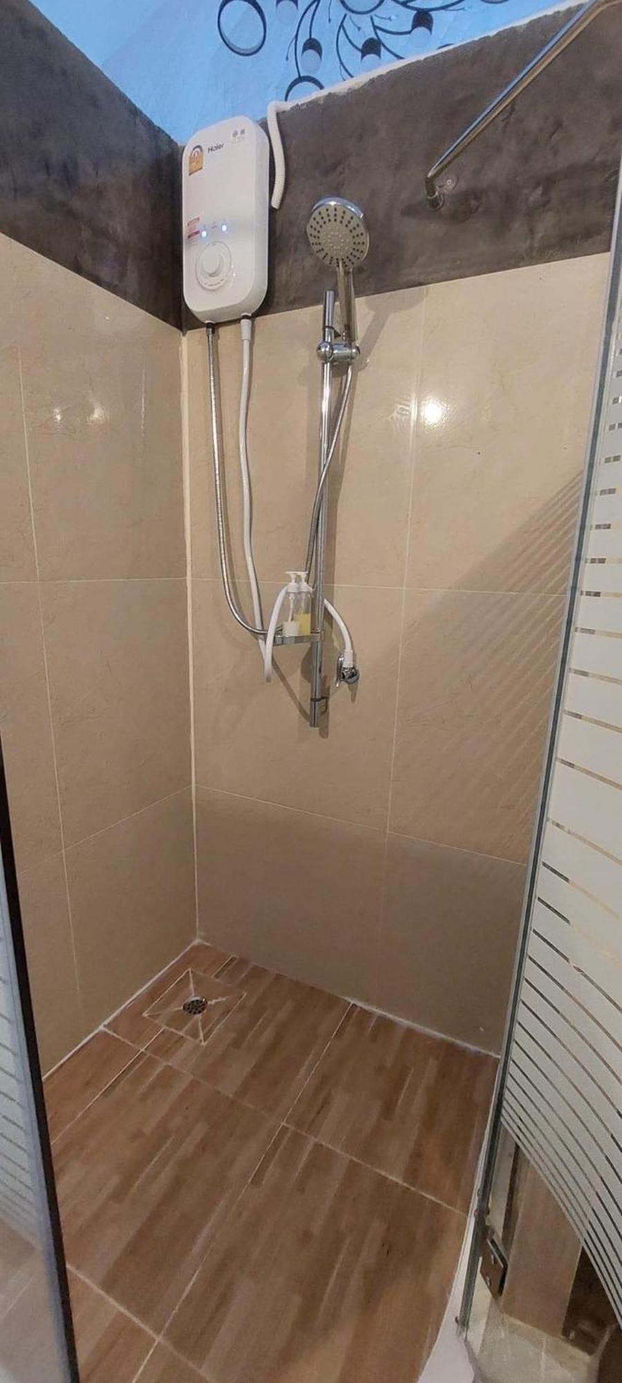 Hotel นรดีฮิวล์ รีสอร์ต เขาแผงม้า วังน้ำเขียว à Ban Sap Bon  Extérieur photo